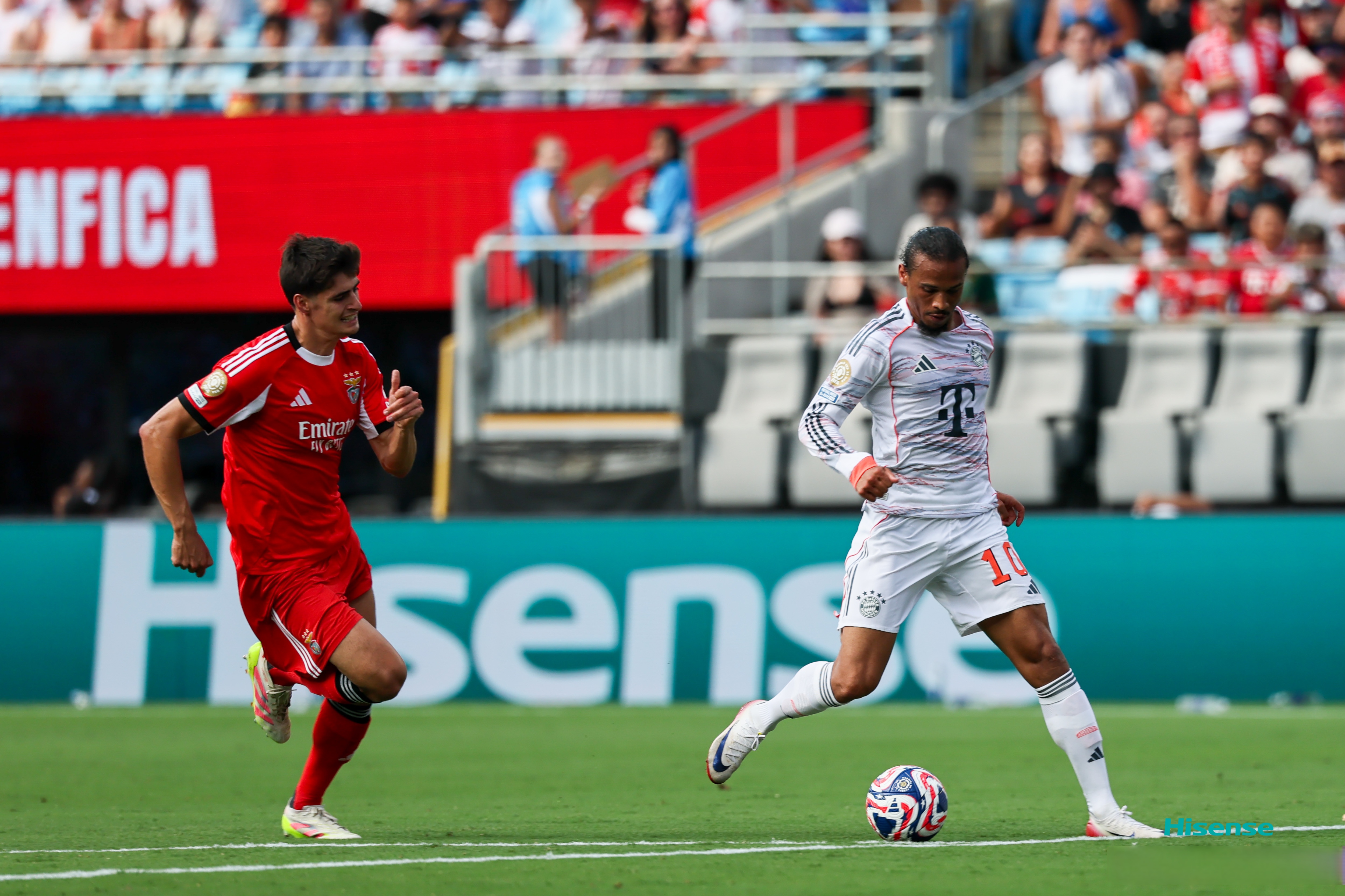 爱游戏ayx官网 -赛前西甲传出新动向,迈阿密热火调整名单,管理层表态——更衣室稳定,阵容厚度经受考验的简单介绍